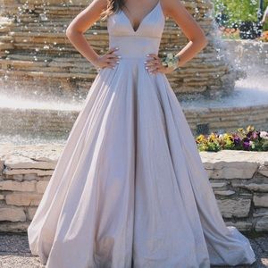 my fave dress and want someone to have it